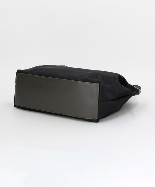 MICO COULIER（ミコクリエ）の「バックルハンドルトートバッグ（ショルダーバッグ・レディース・グレイッシュベージュ/ブラック・FREE）」の19枚目の写真