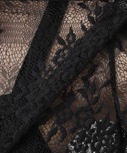 VERMEIL par iena（ヴェルメイユパーイエナ）の「Soft Lace トップス（シャツ/ブラウス・レディース・ブラック/ホワイト・FREE）」の6枚目の写真