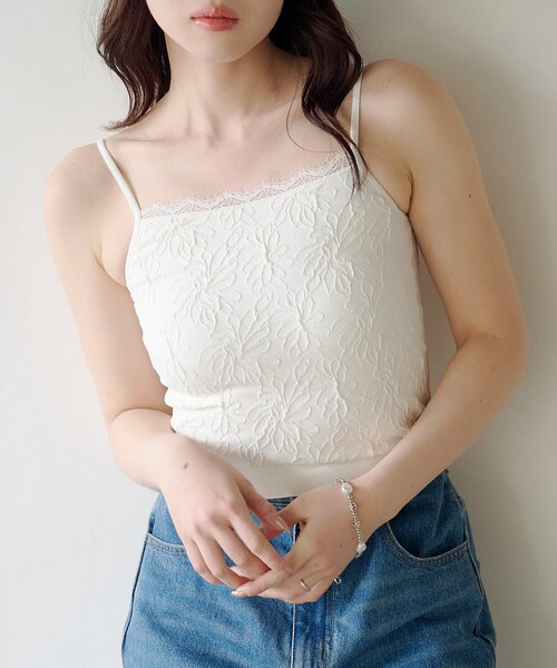 Kastane(カスタネ)の「【2026SSカタログ/5色展開】カップ付きフラワージャガードキャミ(キャミソール・レディース・アイボリー/ピンク/ホワイト/ミント/ブルー・FREE)」の2枚目の写真