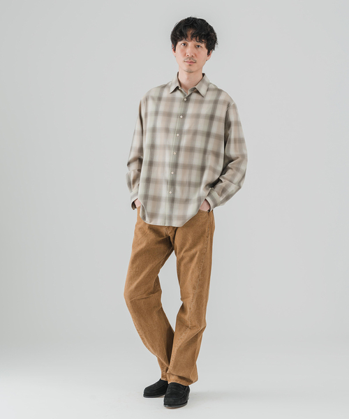 EDIFICE（エディフィス）の「COLOR DENIM CURVED 5PK パンツ（デニムパンツ・メンズ・ブラウン/ネイビー/チャコールグレー・LARGE/MEDIUM/SMALL）」の15枚目の写真