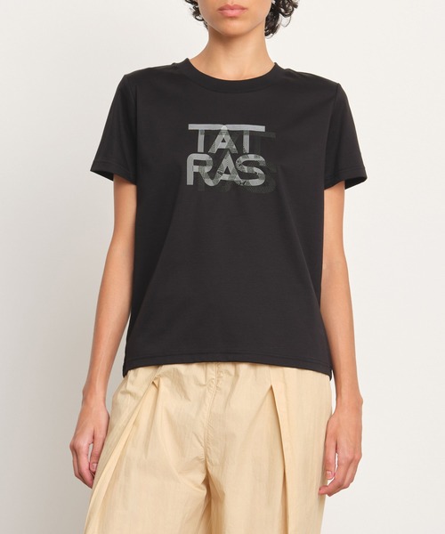 TATRAS(タトラス)の「TATRAS(タトラス) CORNELIA コルネーリア(Tシャツ/カットソー・レディース・チャコールグレー/サックスブルー/ブラック/ホワイト/イエロー/ネイビー・2/1/3)」の2枚目の写真