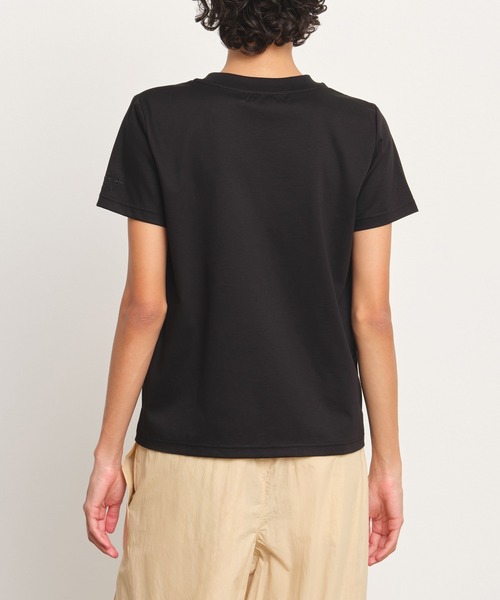 TATRAS(タトラス)の「TATRAS(タトラス) CORNELIA コルネーリア(Tシャツ/カットソー・レディース・チャコールグレー/サックスブルー/ブラック/ホワイト/イエロー/ネイビー・2/1/3)」の7枚目の写真