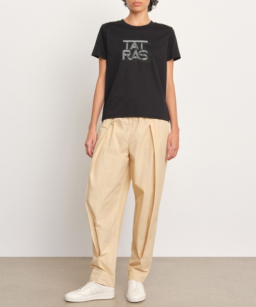 TATRAS(タトラス)の「TATRAS(タトラス) CORNELIA コルネーリア(Tシャツ/カットソー・レディース・チャコールグレー/サックスブルー/ブラック/ホワイト/イエロー/ネイビー・2/1/3)」の8枚目の写真