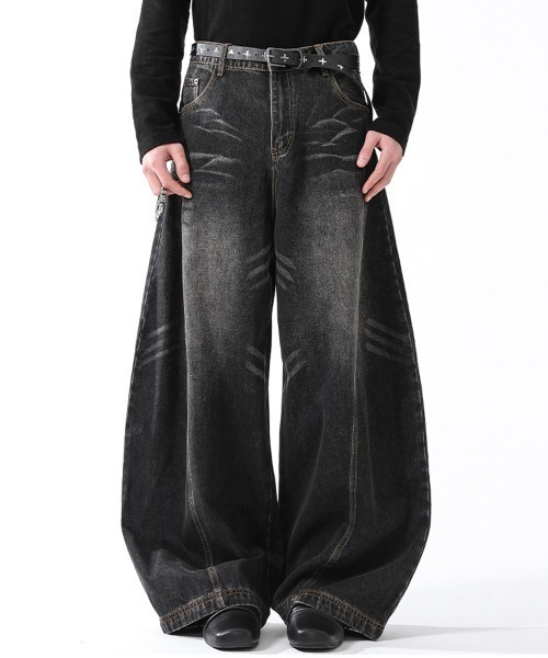 NEW GENTLEMAN(ニュージェントルマン)の「ブラッドデニム ワイドバギー バルーンパンツ(デニムパンツ・メンズ・ブルー/ブラック・L/M/S)」の8枚目の写真