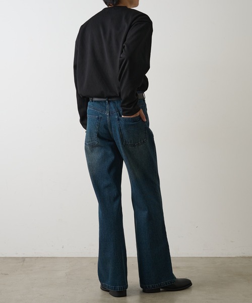 COLONY 2139（コロニートゥーワンスリーナイン）の「セミフレアウォッシュドデニムパンツ（デニムパンツ・メンズ・インディゴブルー/ブラック・MEDIUM/LARGE）」の21枚目の写真