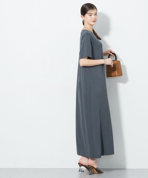 slattgir（スラットジール）の「高身長　ひんやり柔らかダンボールニットカットソーロングワンピース（接触冷感・吸汗速乾）（トールサイズ）（ワンピース・レディース・グレイッシュブルー/チャコール/ブラック・T3L/TL/TM/TLL/T5L/T4L）」の9枚目の写真