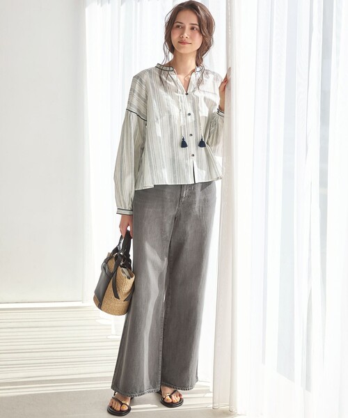 23区（ニジュウサンク）の「ワイドシルエット デニム パンツ（デニムパンツ・レディース・ライトグレー系/スカイブルー系・40/38/36）」の10枚目の写真