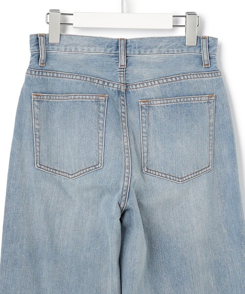 23区（ニジュウサンク）の「ワイドシルエット デニム パンツ（デニムパンツ・レディース・ライトグレー系/スカイブルー系・40/38/36）」の15枚目の写真