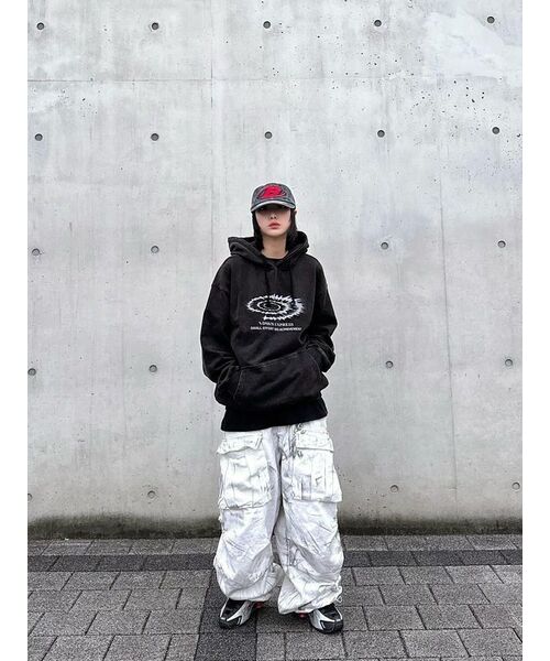 IDWS(アイドンワナセル)の「Swift Symbol Dying Hoodie Black(パーカー・レディース・その他・0/1/2)」の10枚目の写真
