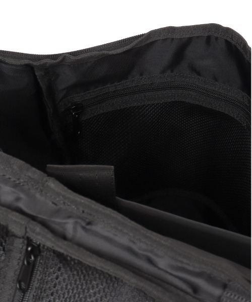 DAYLIFE(デイライフ)の「【DAYLIFE/デイライフ】 MOAN BOX BACKPACK 32L(バックパック/リュック・レディース・ブラック/ロイヤルブルー/レッド・FREE)」の10枚目の写真