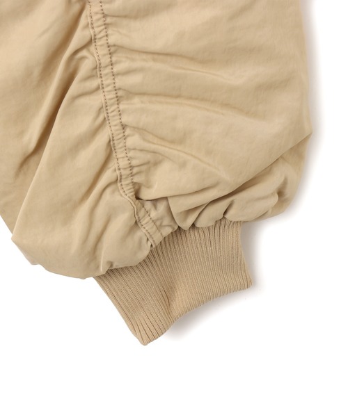 atmos pink（アトモスピンク）の「atmos pink Big Collar Bomber Jacket / アトモス ピンク ビッグ カラー ボンバー ジャケット（その他アウター・レディース・ブラック/ベージュ・FREE）」の16枚目の写真