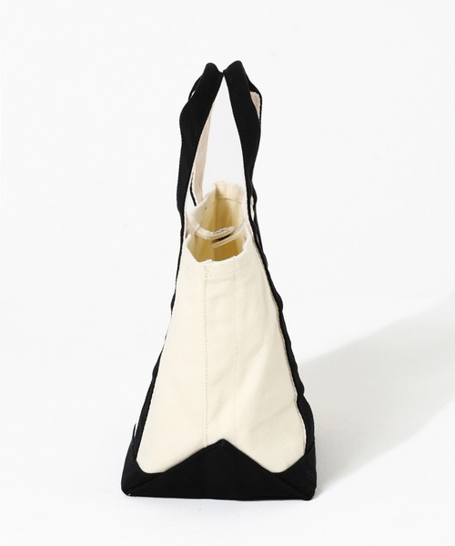 FRUIT OF THE LOOM(フルーツオブザルーム)の「EX NEW LOGO CANVAS LUNCH TOTE BAG / ワンポントロゴ キャンバスランチトートバッグ(トートバッグ・レディース・ブラック×ホワイト/オフホワイト/ブラック・FREE)」の4枚目の写真