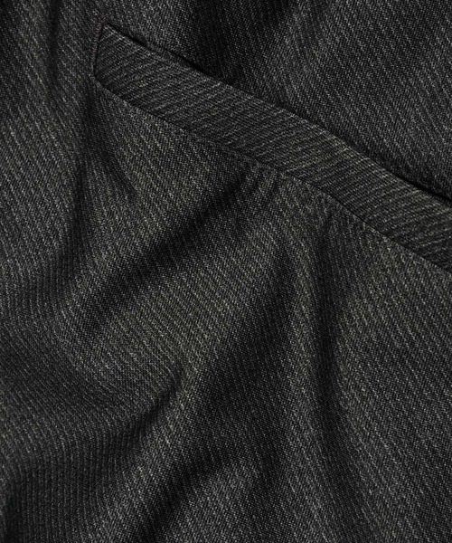 The DUFFER of ST.GEORGE（ザダファーオブセントジョージ）の「【WEB限定アイテム】SET UP JERSEY CENTER CREASE TROUSERS：セットアップ対応 センタークリース ジャージスラックス（スラックス・メンズ・ブラック/グレー・X-LARGE/LARGE/MEDIUM/SMALL）」の15枚目の写真
