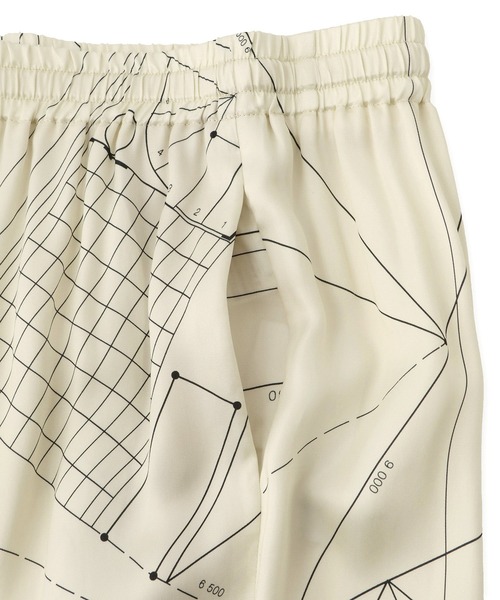 ADAM ET ROPE'(アダムエロペ)の「アーキテクチャープリントパンツ(その他パンツ・レディース・ホワイト系その他5・38/36)」の13枚目の写真