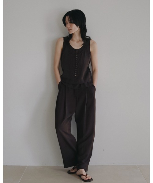 anuke（アンヌーク）の「Camisole Layered Tanktop（タンクトップ・レディース・ブラウン/アイボリー・FREE）」の12枚目の写真