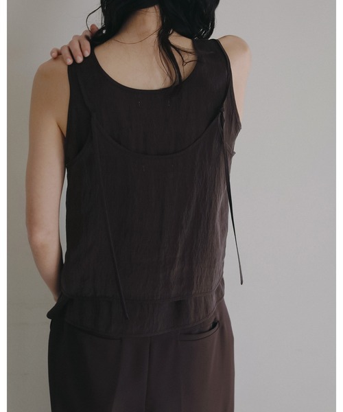 anuke（アンヌーク）の「Camisole Layered Tanktop（タンクトップ・レディース・ブラウン/アイボリー・FREE）」の15枚目の写真