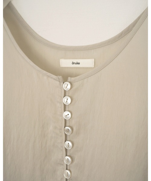 anuke（アンヌーク）の「Camisole Layered Tanktop（タンクトップ・レディース・ブラウン/アイボリー・FREE）」の18枚目の写真
