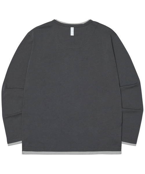 NOMANUAL(NOMANUAL)の「LAYERED HENLEY NECK LONG SLEEVE TEE - CHARCOAL(Tシャツ/カットソー・レディース・その他・LARGE/MEDIUM/SMALL)」の2枚目の写真