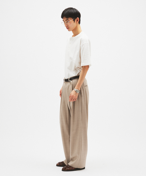 JOURNAL STANDARD（ジャーナルスタンダード）の「スラブ ヘンリー ネック 半袖 Tシャツ（Tシャツ/カットソー・メンズ・ホワイト/ブラック系その他/クリアブルー・LARGE/MEDIUM）」の6枚目の写真