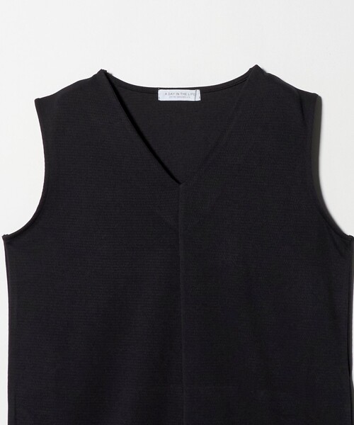 A DAY IN THE LIFE UNITED ARROWS（アデイインザライフユナイテッドアローズ）の「サーマル Vネックワンピース ＜A DAY IN THE LIFE＞（ワンピース・レディース・ナチュラル/ネイビー・FREE）」の9枚目の写真