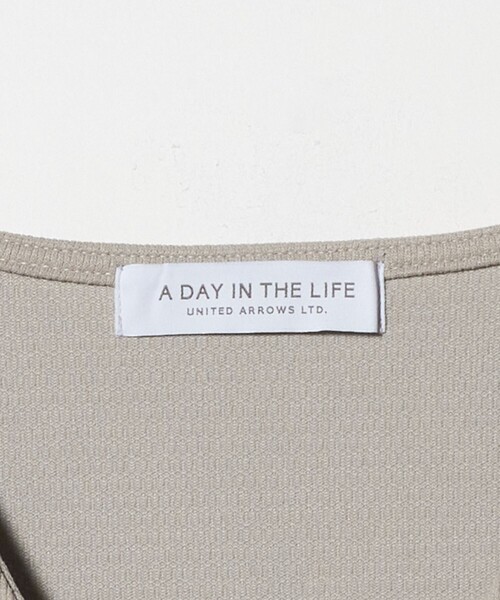 A DAY IN THE LIFE UNITED ARROWS（アデイインザライフユナイテッドアローズ）の「サーマル Vネックワンピース ＜A DAY IN THE LIFE＞（ワンピース・レディース・ナチュラル/ネイビー・FREE）」の11枚目の写真