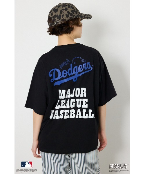 RODEO CROWNS WIDE BOWL(ロデオクラウンズワイドボウル)の「(MLBxPEANUTS)Tシャツ(Tシャツ/カットソー・レディース・イエロー/ブラック/オフホワイト/チャコールグレー・MEDIUM/LARGE)」の17枚目の写真