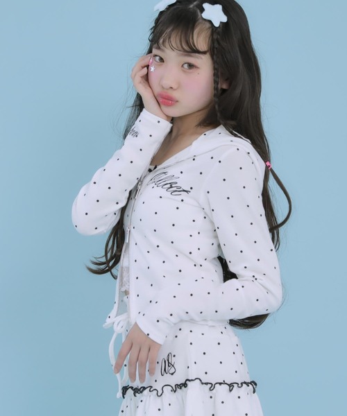 ANAP GiRL(アナップガール)の「アソート柄 ネコミミ 付 ダブル ジップ カット パーカー【セットアップ対応】(パーカー・キッズ・ネイビー/サックスブルー/ホワイト×ブラック・XS/M/S)」の2枚目の写真