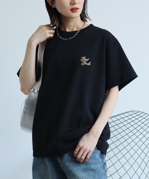 Disney(ディズニー)の「【DISNEY/ディズニー】アートワークデザイン バックプリント Tシャツ(Tシャツ/カットソー・レディース・ピンク/グリーン/ブラック/クリーム・M)」の5枚目の写真