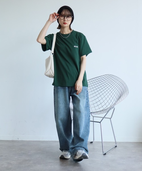 Disney(ディズニー)の「【DISNEY/ディズニー】アートワークデザイン バックプリント Tシャツ(Tシャツ/カットソー・レディース・ピンク/グリーン/ブラック/クリーム・M)」の21枚目の写真