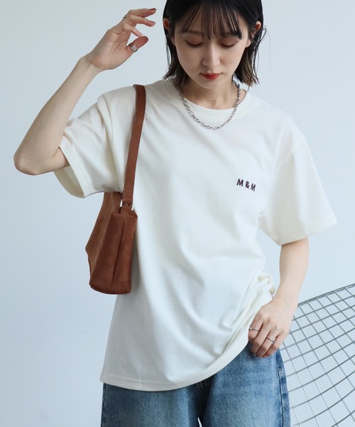 Disney(ディズニー)の「【DISNEY/ディズニー】アートワークデザイン バックプリント Tシャツ(Tシャツ/カットソー・レディース・ピンク/グリーン/ブラック/クリーム・M)」の12枚目の写真