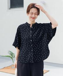 URBAN RESEARCH DOORS | リネンリヨセルドットドルマンシャツ｜夏/ブラウス/リネン/清涼/柄/体型カバー(シャツ/ブラウス)
