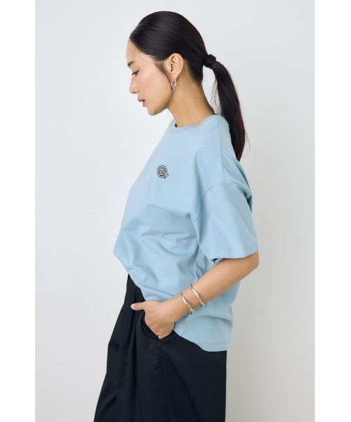 AZUL by moussy(アズールバイマウジー)の「【Dickies×AZUL】ワンポイントTee(Tシャツ/カットソー・レディース・ブルー/オフホワイト/チャコールグレー・SMALL/MEDIUM)」の5枚目の写真