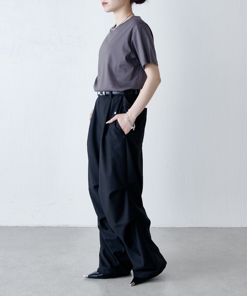 Lui's(ルイス)の「接触冷感THE BASIC Tシャツ(Tシャツ/カットソー・レディース・チャコールグレー/オフホワイト/サックスブルー/ブラック・FREE)」の11枚目の写真