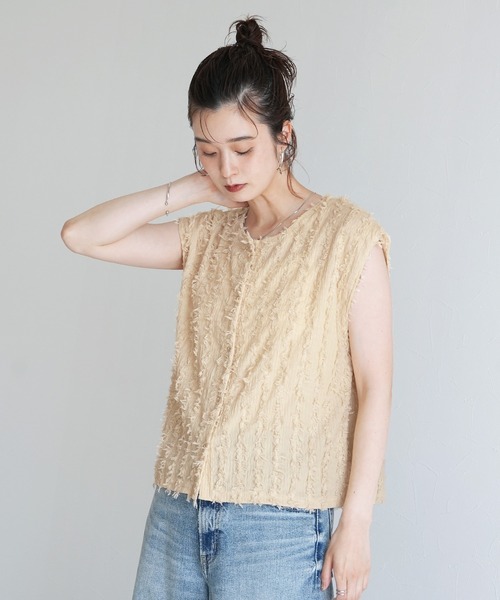Yeoun(ヨウン)の「フリンジ前ボタントップス(ベスト・レディース・ブラック/キナリ/モカ・M)」の21枚目の写真