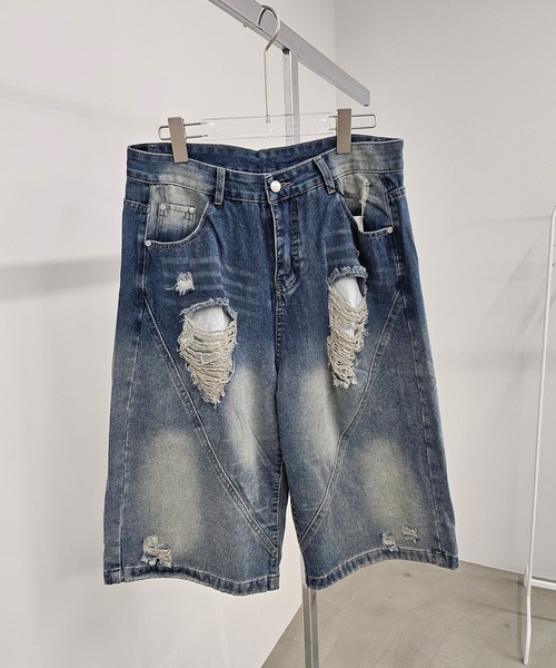 WESTBOY(ウエストボーイ)の「ダメージデザイン ワイドデニムショーツ ハーフパンツ WO26S8PT05(その他パンツ・メンズ・ブルー・L/M/XL)」の5枚目の写真