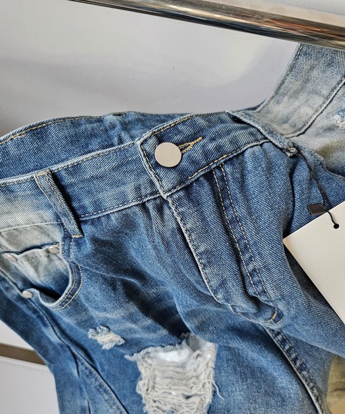 WESTBOY(ウエストボーイ)の「ダメージデザイン ワイドデニムショーツ ハーフパンツ WO26S8PT05(その他パンツ・メンズ・ブルー・L/M/XL)」の9枚目の写真