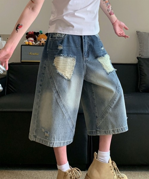 WESTBOY(ウエストボーイ)の「ダメージデザイン ワイドデニムショーツ ハーフパンツ WO26S8PT05(その他パンツ・メンズ・ブルー・L/M/XL)」の3枚目の写真