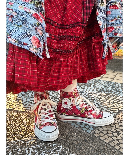 PINK HOUSE（ピンクハウス）の「CONVERSE×PINK HOUSE フラワーチェックプリントハイカットスニーカー（スニーカー・レディース・レッド・XL/LL/L/M/S/XS）」の4枚目の写真