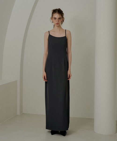 LE'RURE(リルアー)の「Curve design cami dress(ドレス・レディース・チャコール/ベージュ/アイボリー/ブラック・SMALL/MEDIUM/TALL)」の1枚目の写真