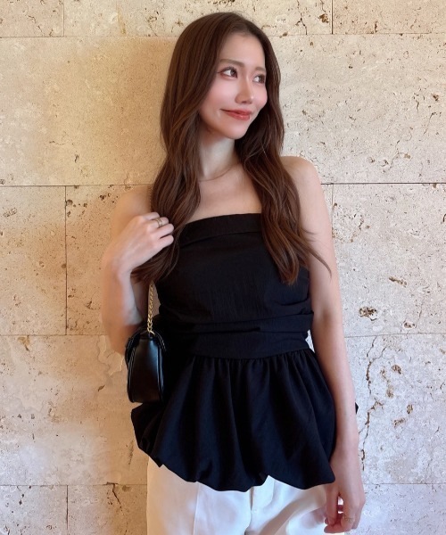 ALLuRing ChaRm(アリュリングチャーム)の「【ALLuRing ChaRm × bellchan21_(Suzu)】Ruched Peplum Tube Top / シャーリングペプラムチューブトップ(チューブトップ・レディース・チェック/ブラック・FREE)」の5枚目の写真