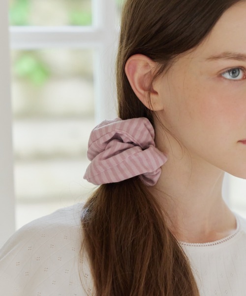 GIUNON(ジウノン)の「stretch border scrunchie / ストレッチボーダーシュシュ(シュシュ・レディース・ピンク/ブルー/ブラック・FREE)」の13枚目の写真