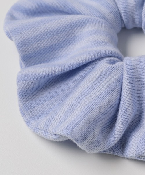 GIUNON(ジウノン)の「stretch border scrunchie / ストレッチボーダーシュシュ(シュシュ・レディース・ピンク/ブルー/ブラック・FREE)」の7枚目の写真