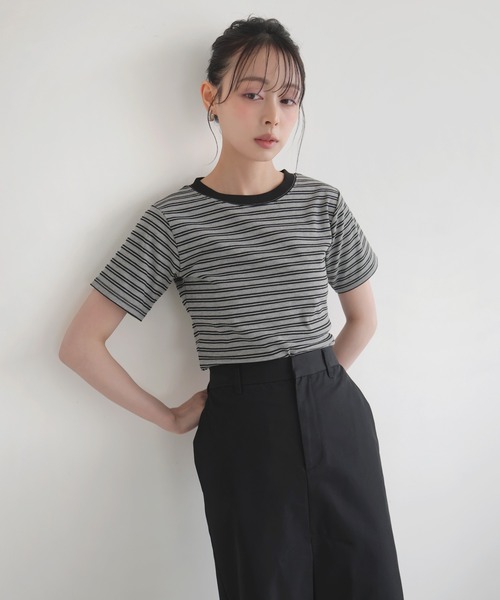 LIAN(リアン)の「ボーダークロップドT(Tシャツ/カットソー・レディース・チャコールグレー/ベージュ/杢グレー/ブラック・FREE)」の3枚目の写真
