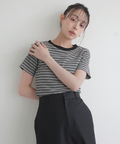 LIAN(リアン)の「ボーダークロップドT(Tシャツ/カットソー・レディース・チャコールグレー/ベージュ/杢グレー/ブラック・FREE)」の20枚目の写真