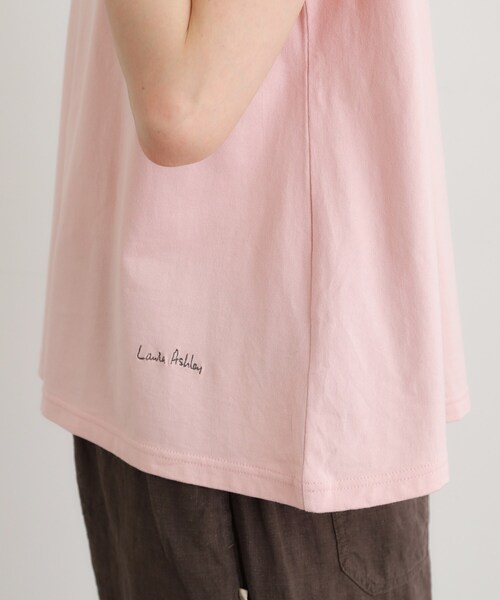 LAURA ASHLEY(ローラアシュレイ)の「【日本製/ワンマイルウエア】コットン天竺Tシャツ(Tシャツ/カットソー・レディース・ホワイト/ピンク系/チャコールグレー・38)」の21枚目の写真