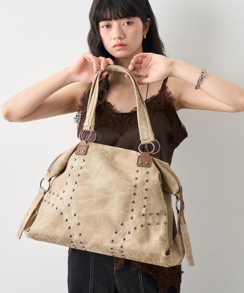 NOGLE（ノグル）の「【NOGLE select/ノグルセレクト】スタッズボストンバッグ/トートバッグ（ボストンバッグ・レディース・ブラウン/ベージュ/ブラック・FREE）」の12枚目の写真