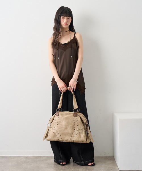 NOGLE（ノグル）の「【NOGLE select/ノグルセレクト】スタッズボストンバッグ/トートバッグ（ボストンバッグ・レディース・ブラウン/ベージュ/ブラック・FREE）」の11枚目の写真