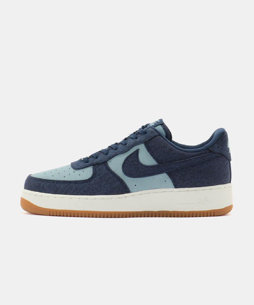 NIKE(ナイキ)の「NIKE AIR FORCE 1 '07 LV8 DENIM IR0951-400(スニーカー・メンズ・ネイビー・24cm/24.5cm/25cm/25.5cm/26cm/26.5cm/27cm/27.5cm/28cm/28.5cm/29cm/30cm)」の1枚目の写真