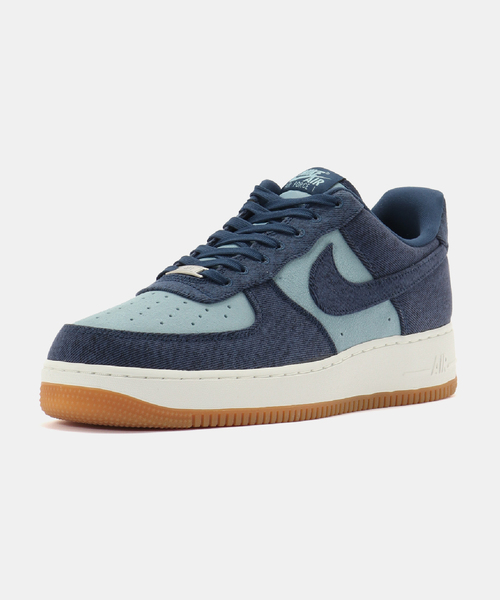 NIKE(ナイキ)の「NIKE AIR FORCE 1 '07 LV8 DENIM IR0951-400(スニーカー・メンズ・ネイビー・24cm/24.5cm/25cm/25.5cm/26cm/26.5cm/27cm/27.5cm/28cm/28.5cm/29cm/30cm)」の2枚目の写真