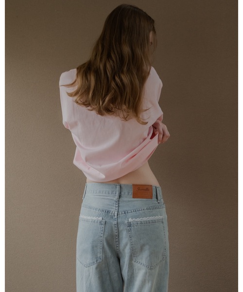JUMELLE(ジュメロ)の「レースデザインワイドデニム(デニムパンツ・レディース・ライトブルー/ブラック・SMALL/MEDIUM)」の6枚目の写真